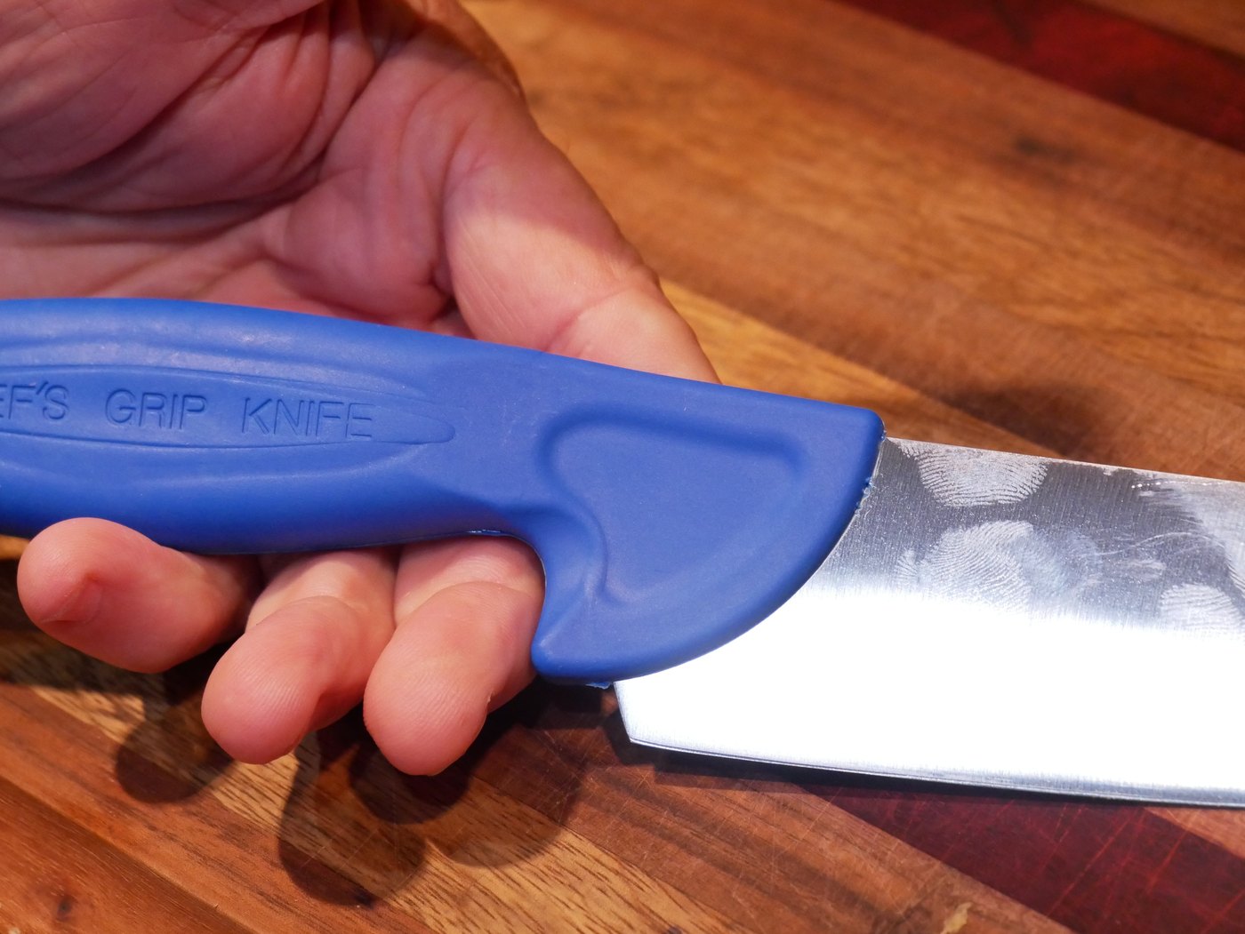 Chef's Grip handle in hand